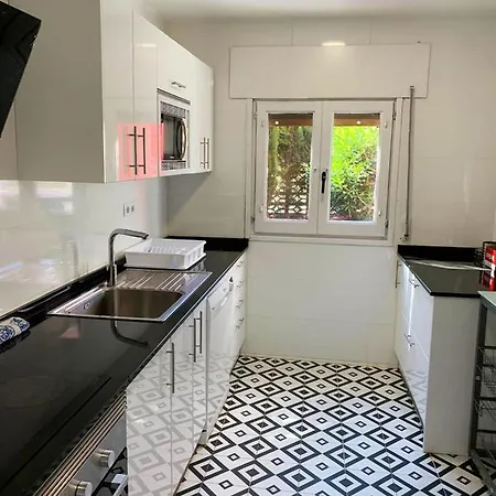 Villa With 5 Bedrooms In Pinseque With Private Pool Enclosed Garden And Wifi 150 Km From The Slopes Villa