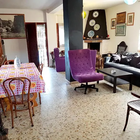 Villa Villa With 5 Bedrooms In Pinseque With Private Pool Enclosed Garden And Wifi 150 Km From The Slopes