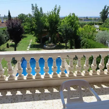 Villa With 5 Bedrooms In Pinseque With Private Pool Enclosed Garden And Wifi 150 Km From The Slopes