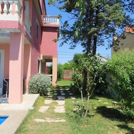 Villa Villa With 5 Bedrooms In Pinseque With Private Pool Enclosed Garden And Wifi 150 Km From The Slopes Pinseque