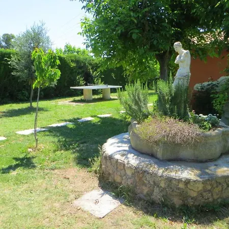 Villa Villa With 5 Bedrooms In Pinseque With Private Pool Enclosed Garden And Wifi 150 Km From The Slopes *