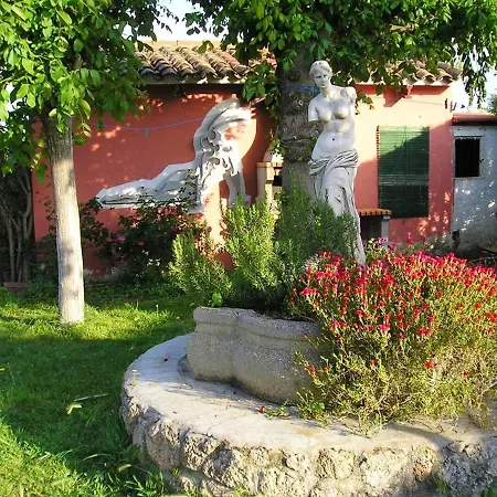 Villa With 5 Bedrooms In Pinseque With Private Pool Enclosed Garden And Wifi 150 Km From The Slopes Villa